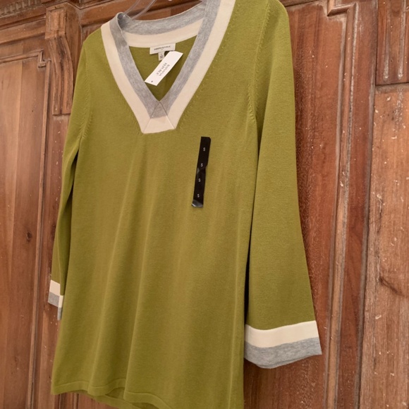 Banana Republic Cotton Blend V-Neck Sweater Size Small - Picture 5 of 8